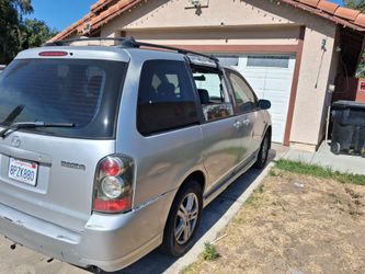 2006 Mazda MPV