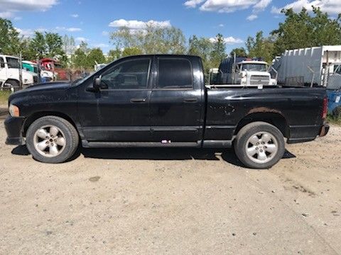 2004 Dodge Ram SLT 4x4 Hemi 207k miles runs and drives!!!