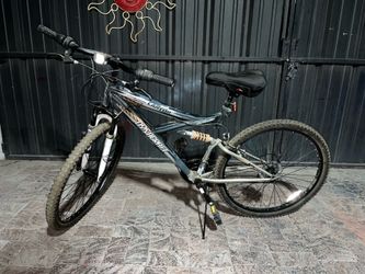 26-inch Dynacraft Silver Canyon Mountain Bike *Read Below*