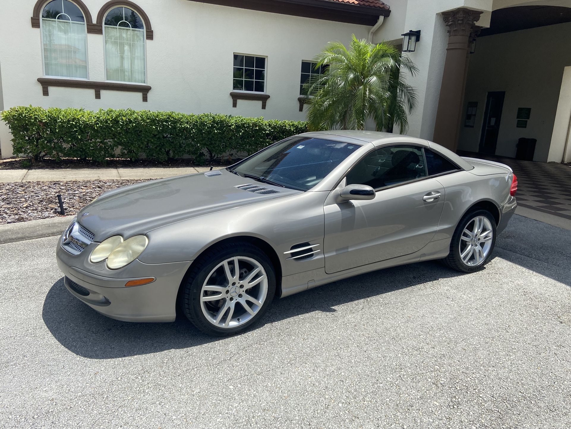 2004 Mercedes-Benz SL-Class