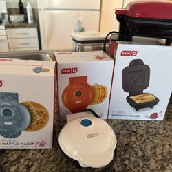 Dash Waffle Grill Cheese Maker 