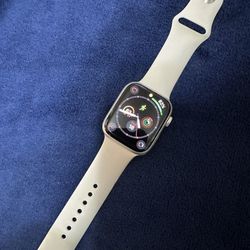 Apple Watch 45mm Series 8 GPS (Watch Only)