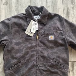 BRAND NEW CARHARTT JACKET