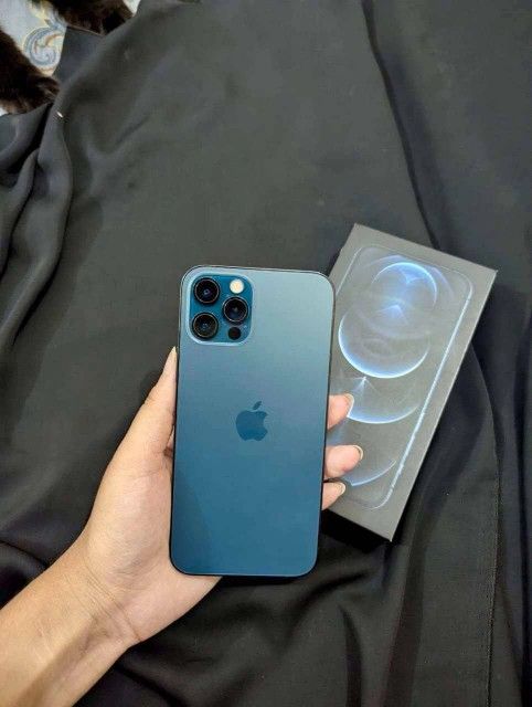 Unlocked iPhone 12 Pro (128GB, USA Variant) – Great Condition!
