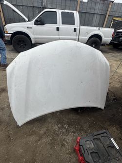 Toyota Camry hood cofre
