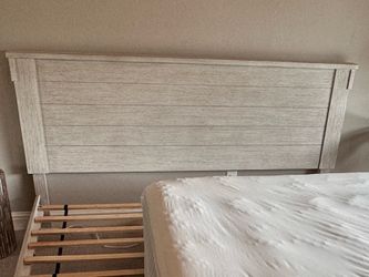 King Bed - Driftwood vibes, low profile