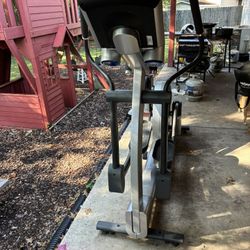 X7 Life Fitness Elliptical. 