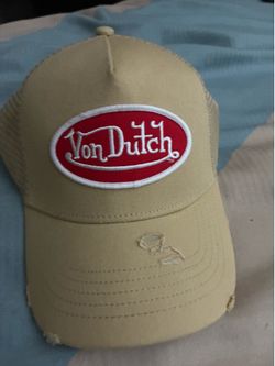 Von Dutch hat