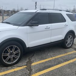 2013 Ford Explorer