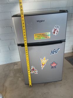Whirlpool mini fridge