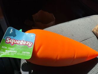 Squeeezy Carrot Squishy Toy