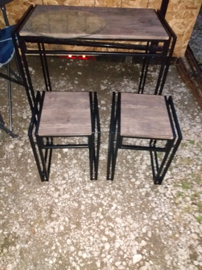 Ikea Table And Two Stools