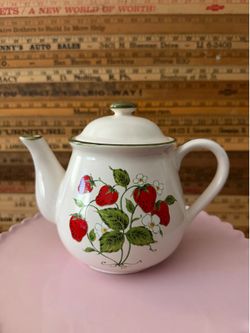 Vintage Japan Strawberry Stoneware Teapot Pitcher grannycore READ BELOW   Cash only  FIRM Yes available No holds Riggs and Lindsay   Vintage stoneware