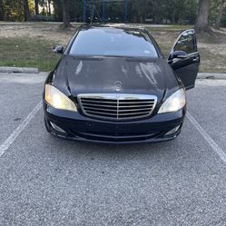 Mercedes Benz S550