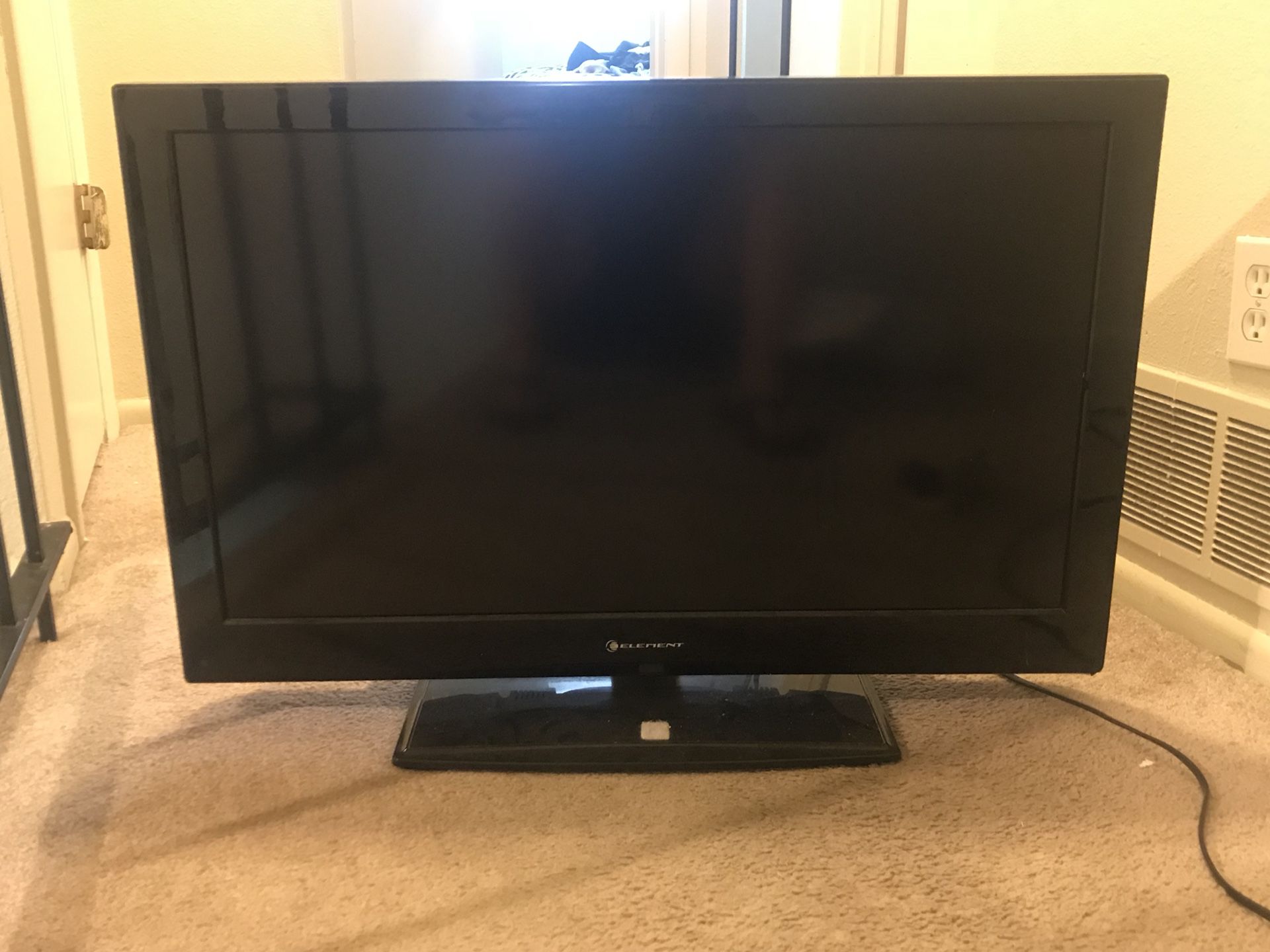 32 inch flat screen element tv