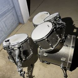 Pearl Vision 5 piece drum set