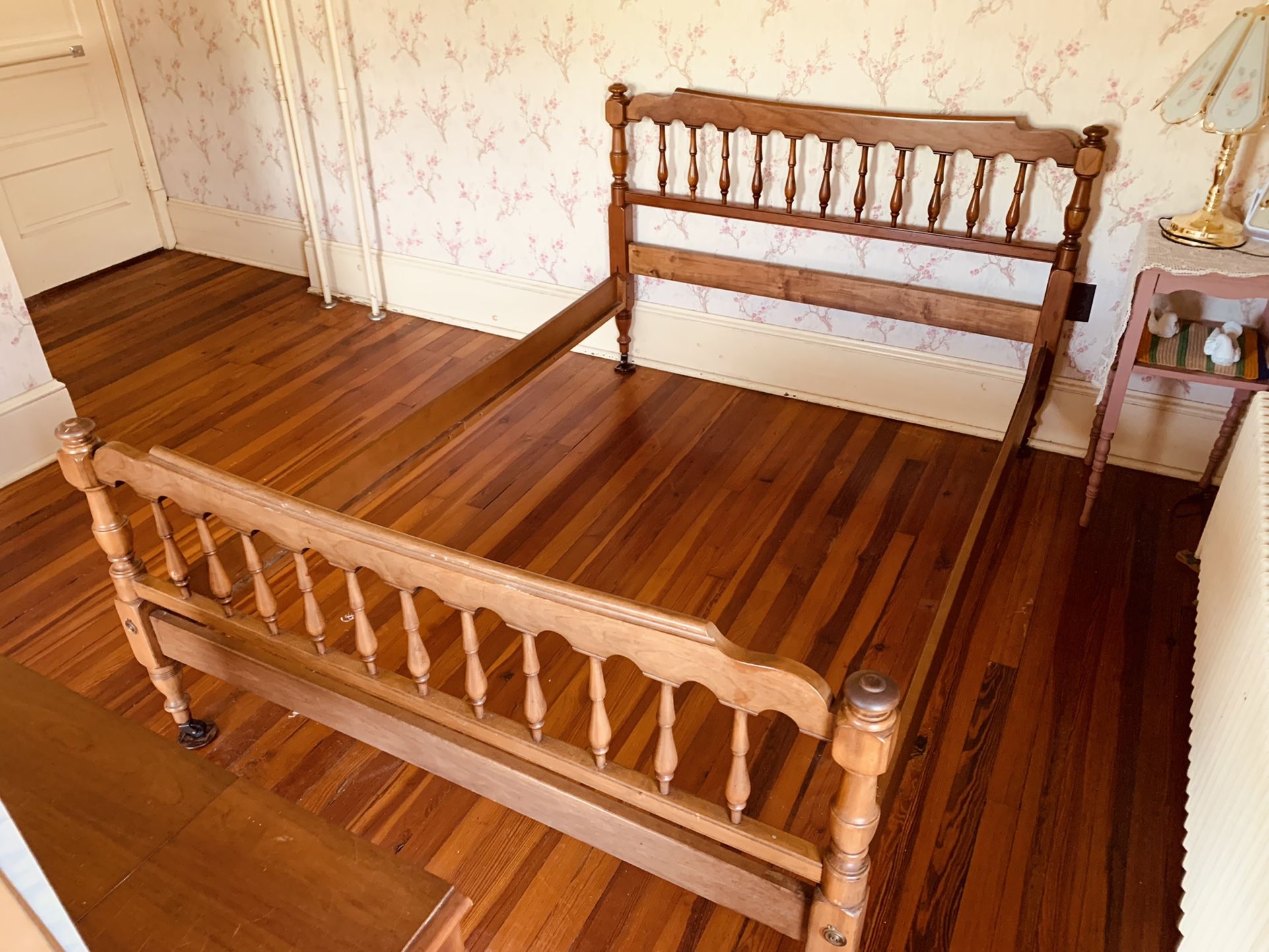 Full / Double Bed Frame 