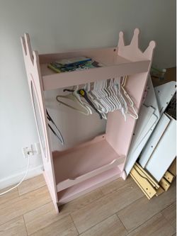 Dreas up storage for kids
