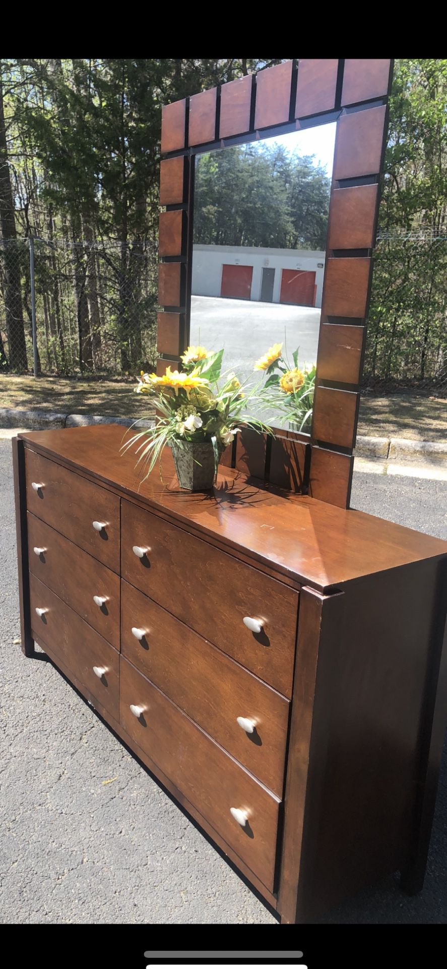 Quality Solid Wood Long Dresser With Big Drawers, Big Mirror. Drawers Sliding Smoothly Great Conditipn