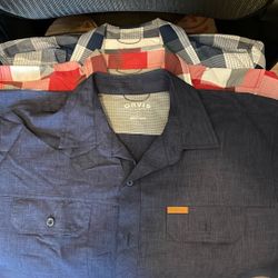 Men’s Shirts Shortsleeved Button Down Large (three) 