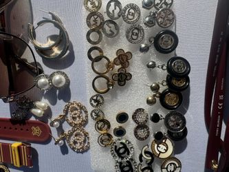 Assorted accessories
