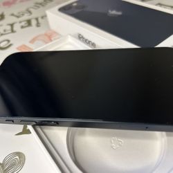 Iphone13 Black 128 Gb unlocked