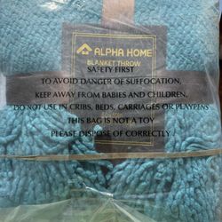 Blanket Throw Turquoise Solid 50x60in Rectangular Bedroom Adults