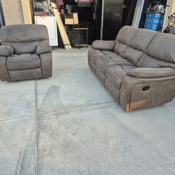 Two Pieces Recliner Leather Sofas In Very Good Condition 