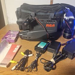 RCA CC547 Colorview Camcorder - 24x Zoom Plus - VHS Video Camera WORKING