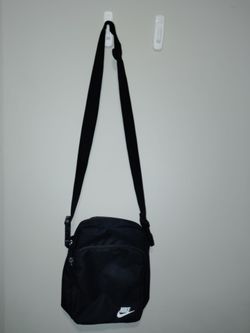 Nike Black Crossbody Shoulder Bag