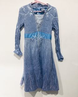 Girl size Small Elsa Dress by Disney Frozen II