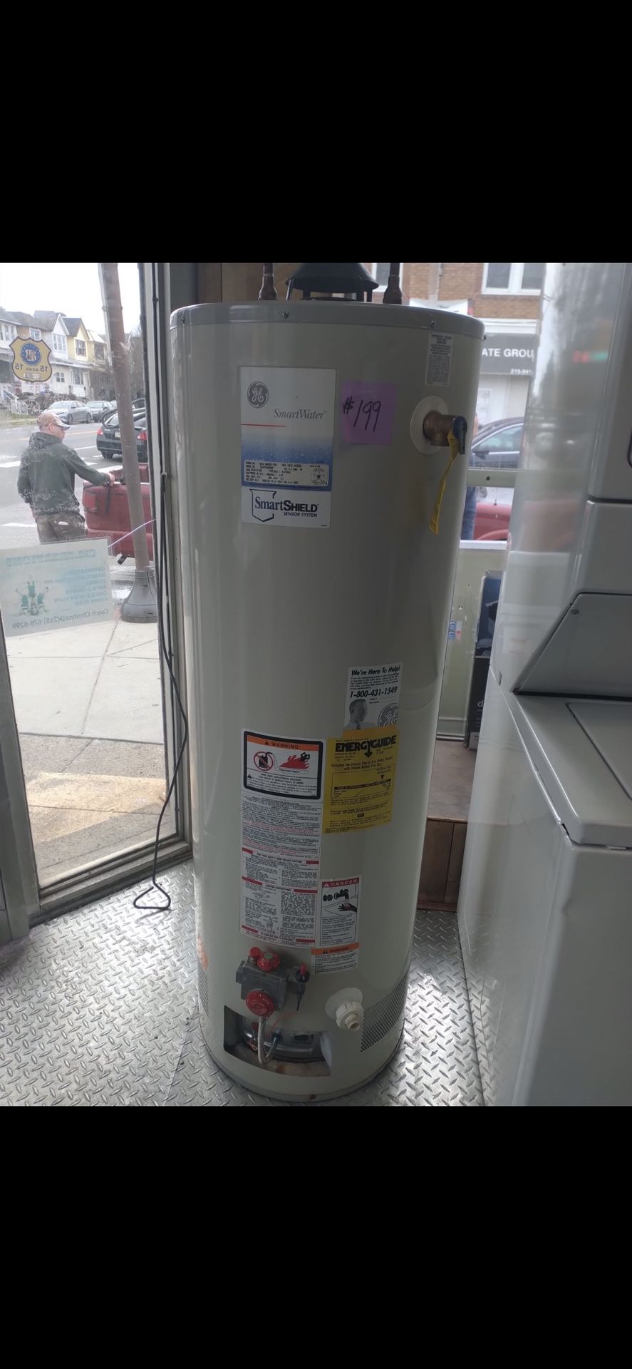 GE gas water heater (40 gals) for Sale in Philadelphia, PA - OfferUp