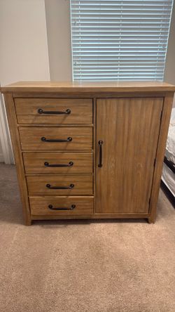 Wood Dresser