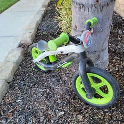 Chillafish Bmxie 2 Lightweight Balance Bike, for Kids 2 to 5 Years, 12"