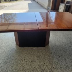 Dinning Table And Chairs