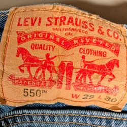 Levis 550 Blue jeans 29x30