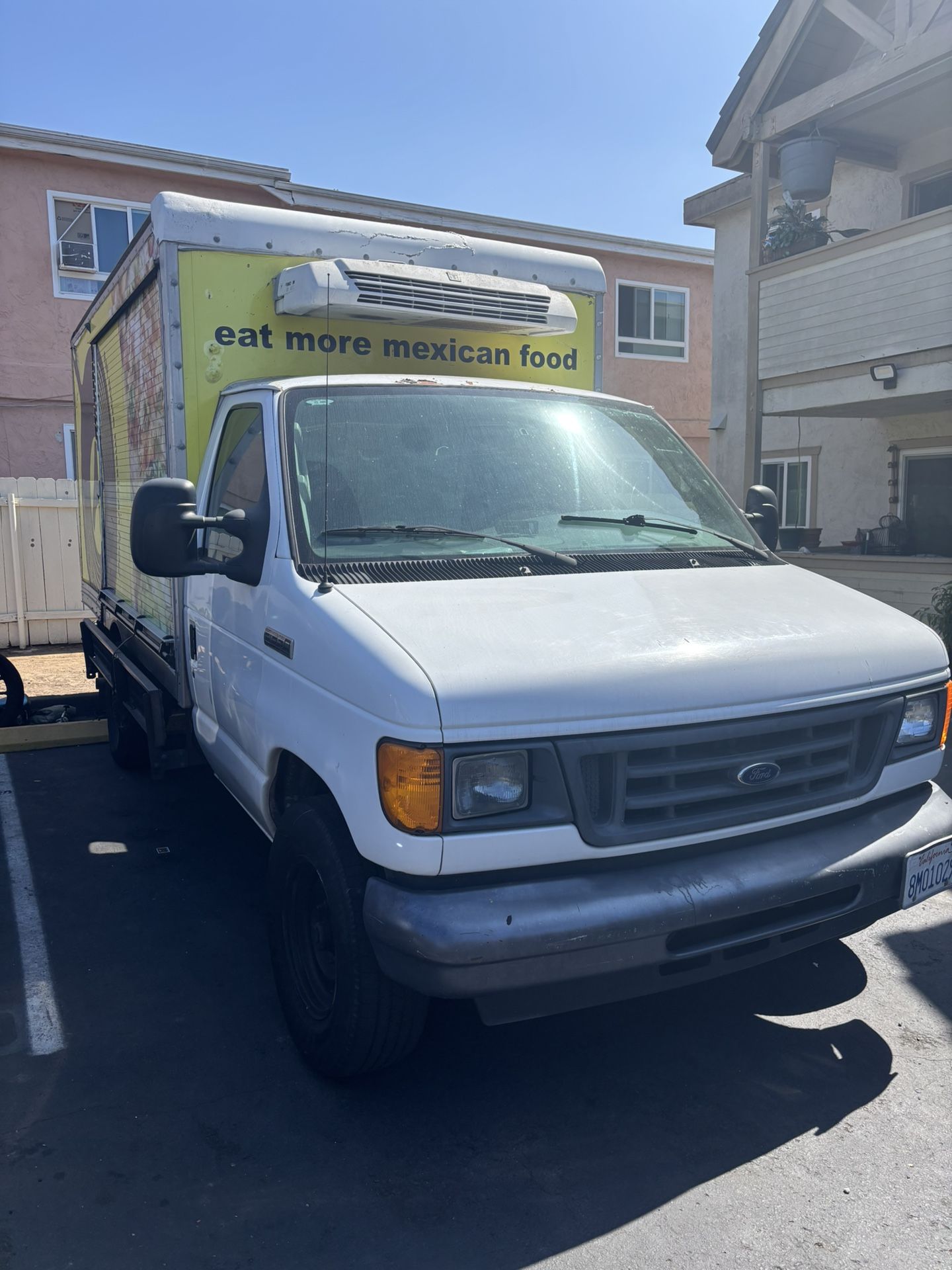 Ford E350 Refrigerated Truck