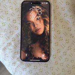 IPHONE 15 PLUS ((UNLOCKED))