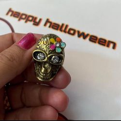 skull halloween ring free size $5