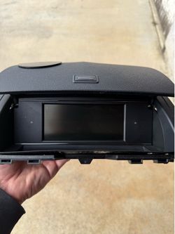 08-11 Mercedes Benz W204 C300 C350 Navigation LCD Display Screen Monitor w/cover OEM
