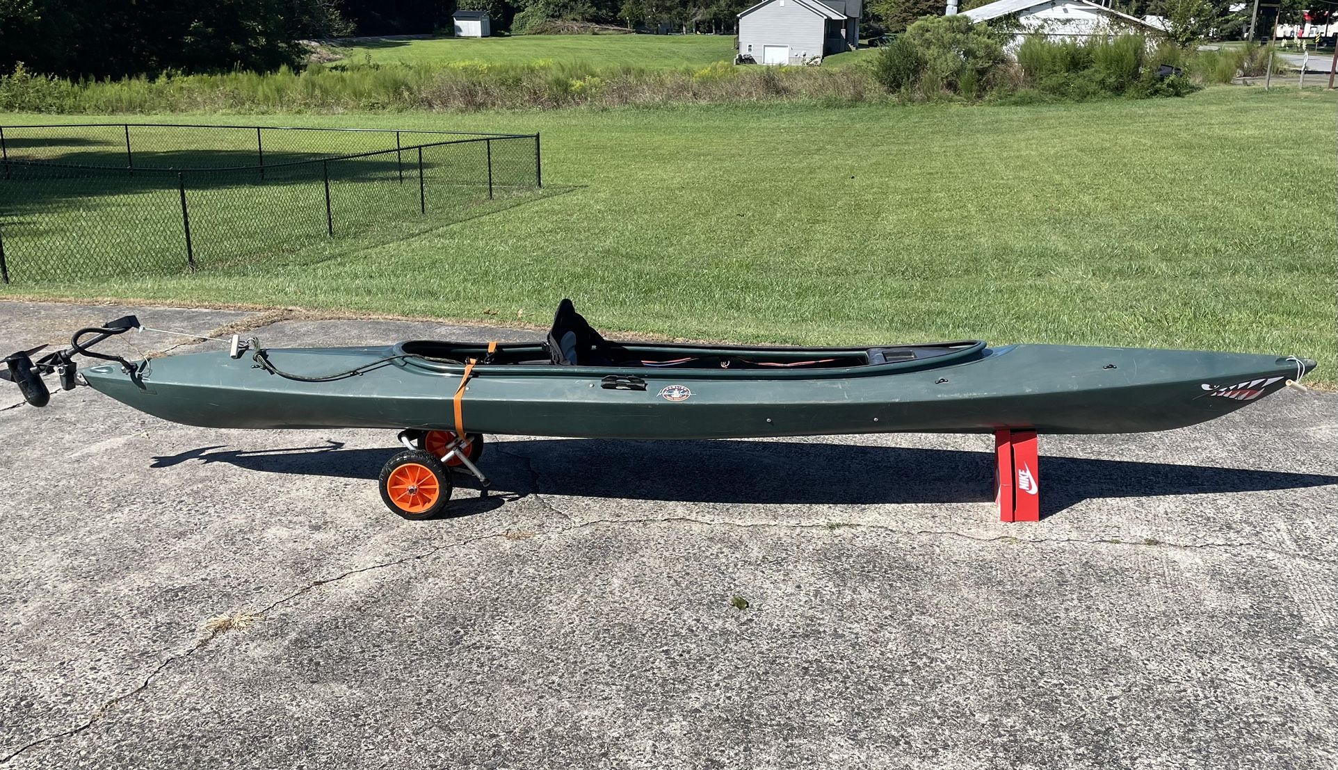 Wilderness Systems Pamlico 145T Kayak With Motor