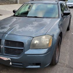 2005 Dodge Magnum