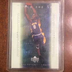 00-01 Kobe Bryant Upper Deck Touch The Sky Card