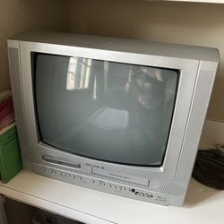 Magnavox TV/DVD AND VCR Combo 19”