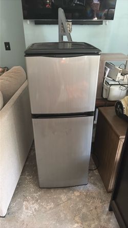 Small refrigerator