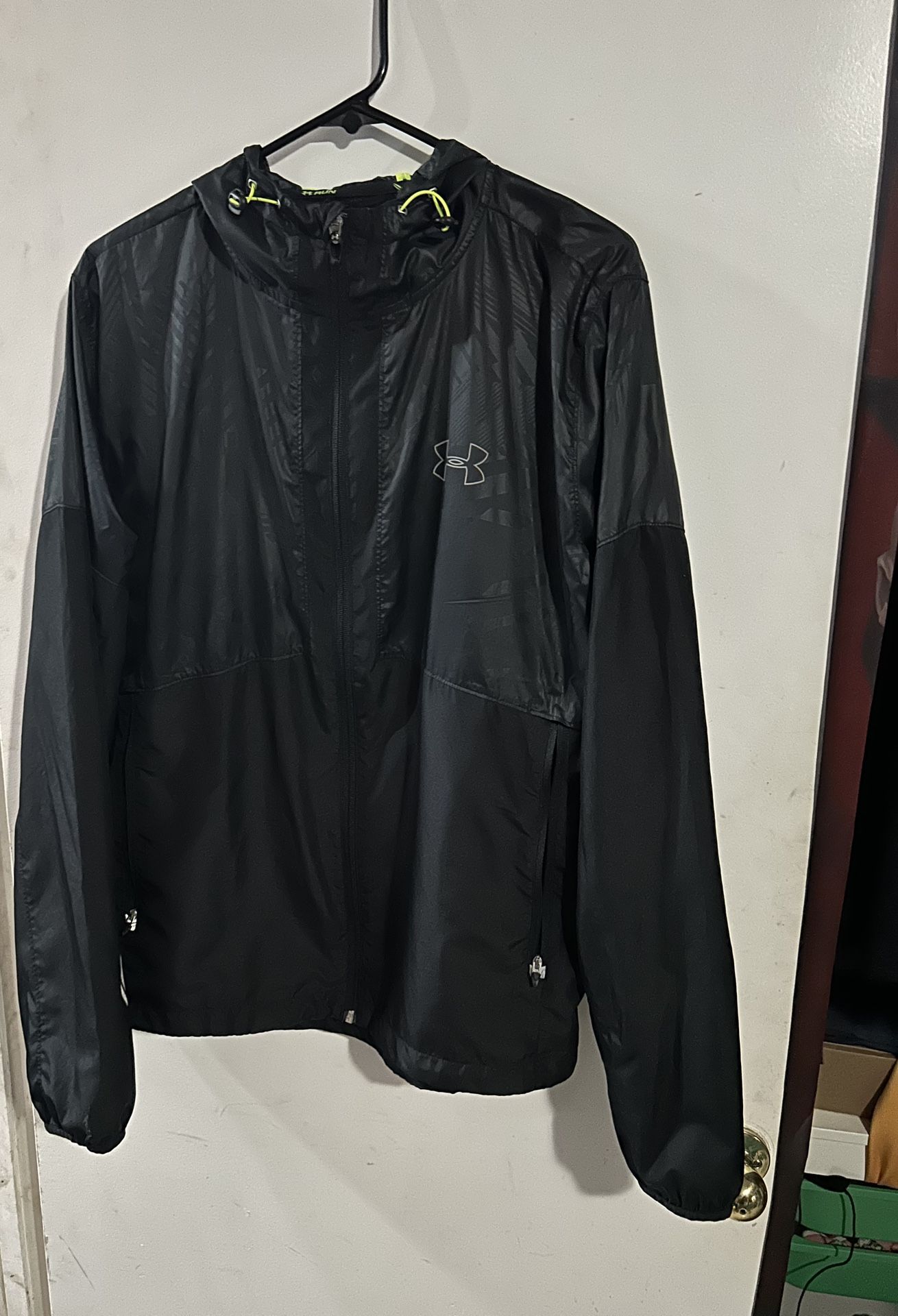 Under Armour Windbreaker