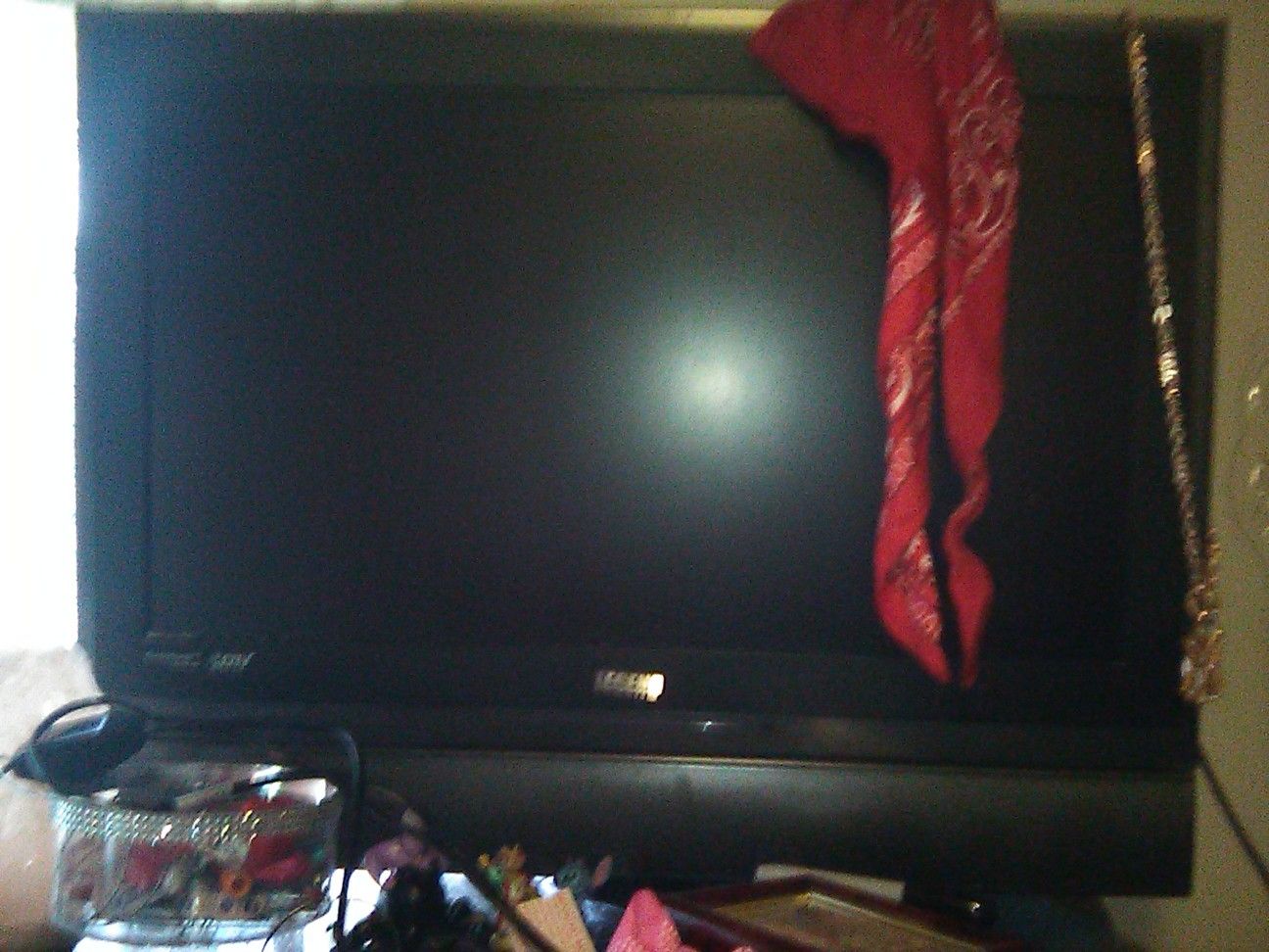 Legand 32 inch flat screen