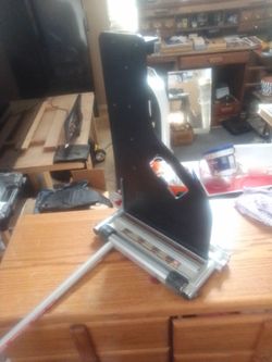 Floor snipper (cutter)
