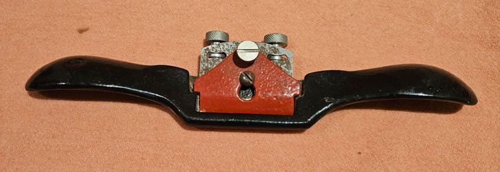 Vintage Stanley No.151 adjustable flat-bottom spokeshave.