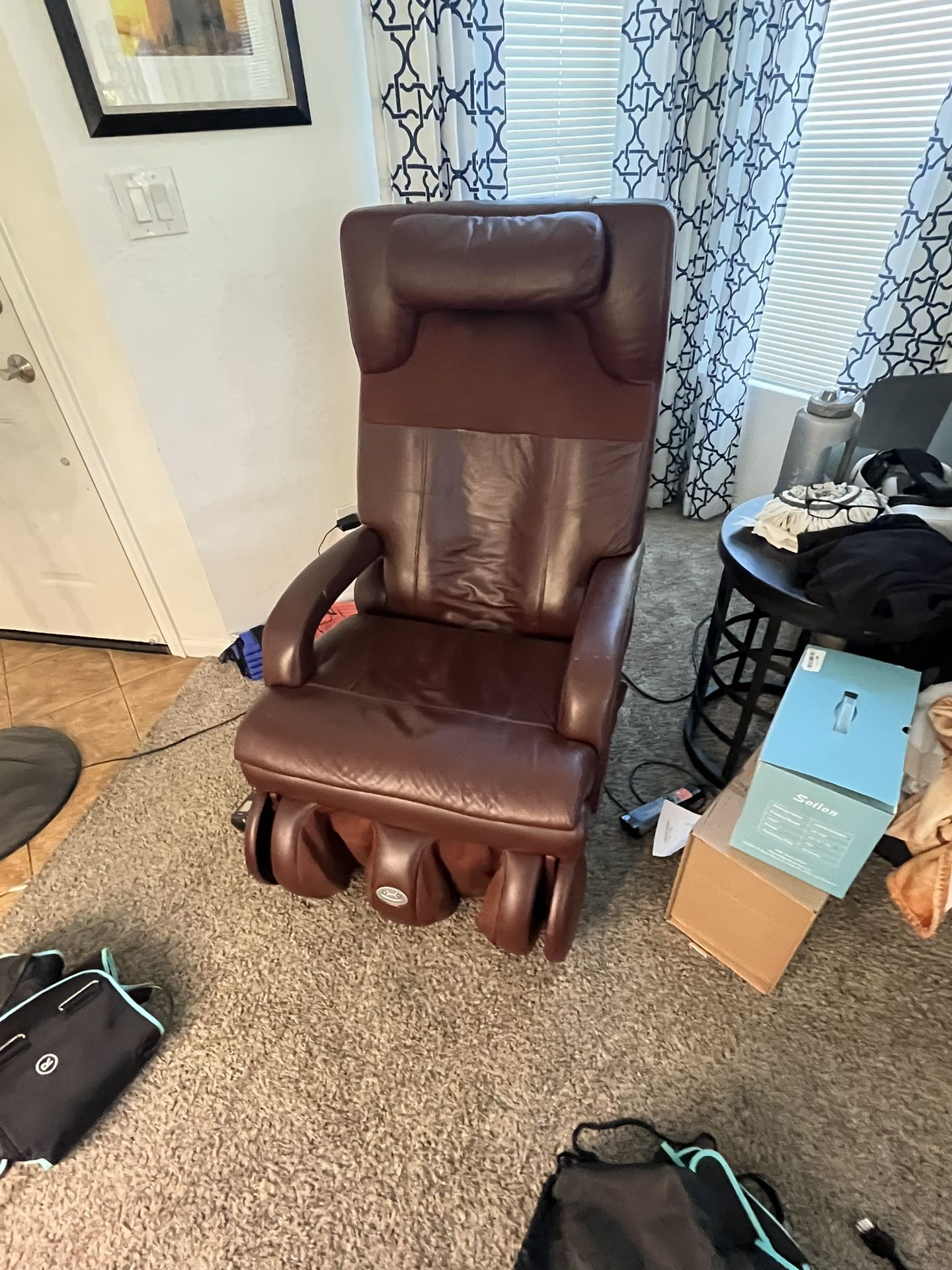 Massage Chair Human Touch  7450